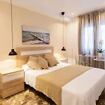 Гостьовий будинок Boutique 32 3*