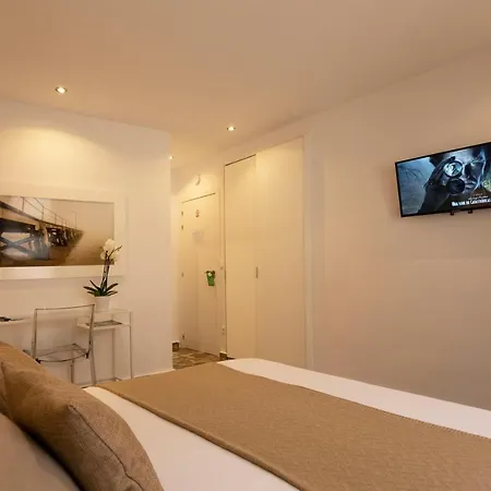 Гостевой дом Boutique 32 3*