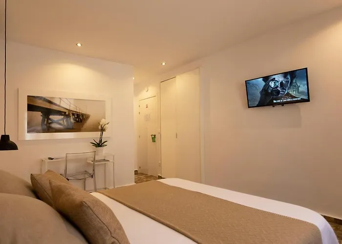 Гостевой дом Boutique 32 3*